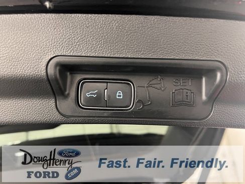 Used 2023 Ford Explorer XLT w/ Equipment Group 202A image 33