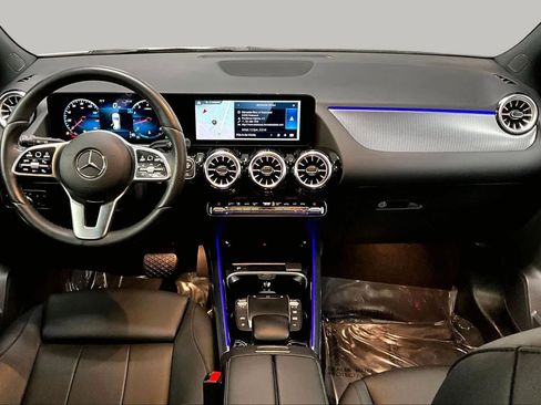 Used 2022 Mercedes-Benz GLA 250 4MATIC image 16