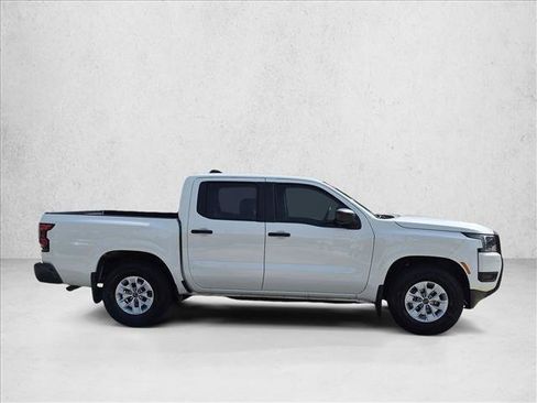 Certified 2025 Nissan Frontier S RWD image 4
