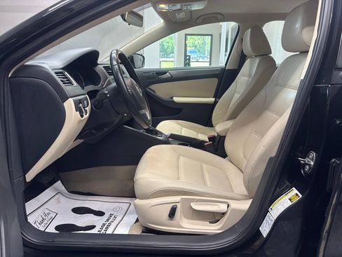 Used 2014 Volkswagen Jetta TDI FWD image 23
