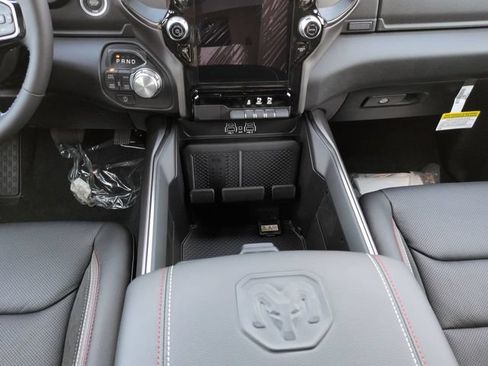 New 2026 RAM 1500 Laramie AWD/4WD image 15