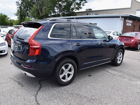Used 2019 Volvo XC90 T5 Momentum FWD image 5