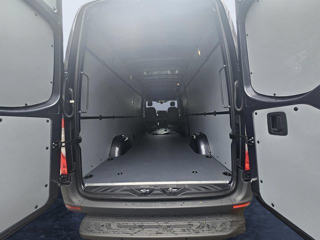 New 2026 Mercedes-Benz Sprinter 2500 image 15