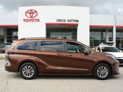 Used 2024 Toyota Sienna XLE