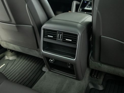 Used 2019 Porsche Cayenne S AWD/4WD image 37