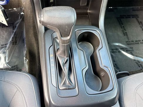 Used 2018 Chevrolet Colorado W/T w/ WT Convenience Package image 16