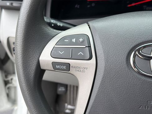 Used 2009 Toyota Camry LE FWD image 23