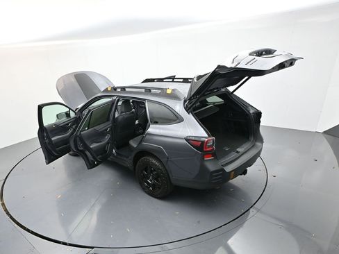 Used 2022 Subaru Outback Wilderness image 38