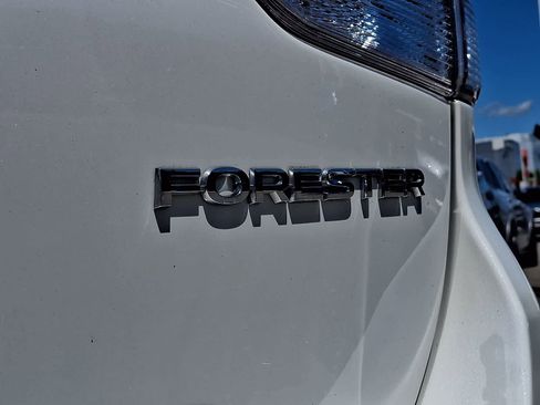 Used 2021 Subaru Forester AWD/4WD image 31