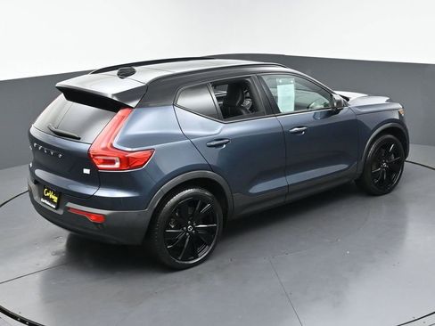 Used 2022 Volvo XC40 P8 Recharge Plus AWD/4WD image 34