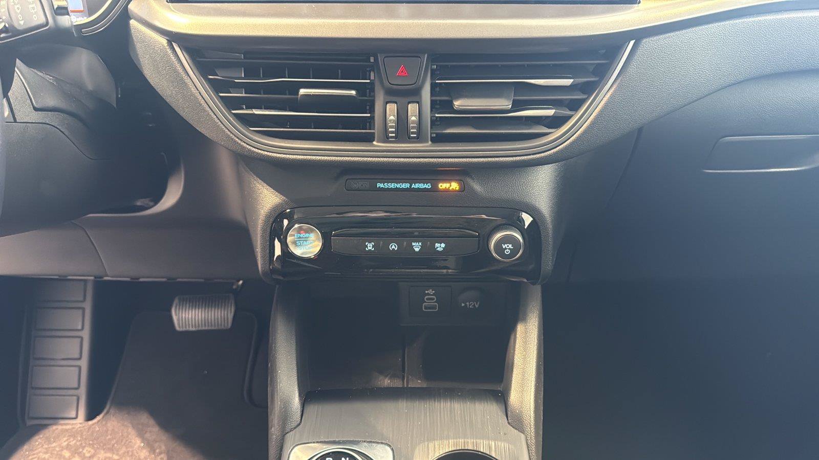 Used 2025 Ford Escape Active w/ Tech Pack #1 AWD/4WD image 23