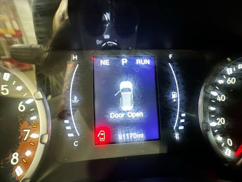 Used 2017 Jeep Renegade Sport w/ Power & Air Group FWD image 13