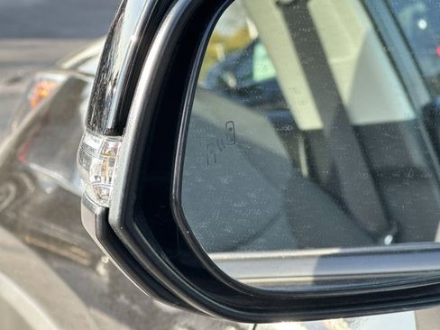 Used 2025 Toyota RAV4 XLE image 12