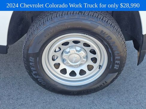 Used 2024 Chevrolet Colorado W/T RWD image 7