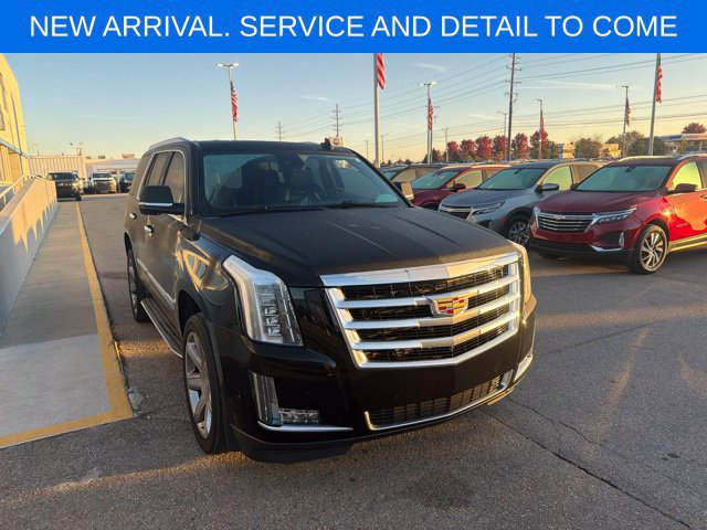Used 2020 Cadillac Escalade Luxury AWD/4WD image 5