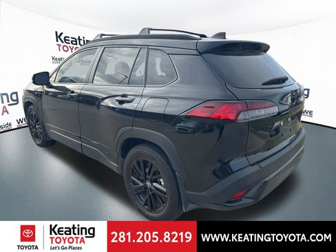 Used 2024 Toyota Corolla Cross AWD Hybrid image 5