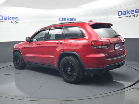 Used 2019 Jeep Grand Cherokee Trailhawk w/ Trailhawk Luxury Group AWD/4WD image 6