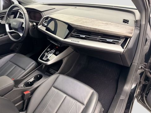 Used 2023 Audi Q4 e-tron Premium Plus w/ Premium Plus image 16