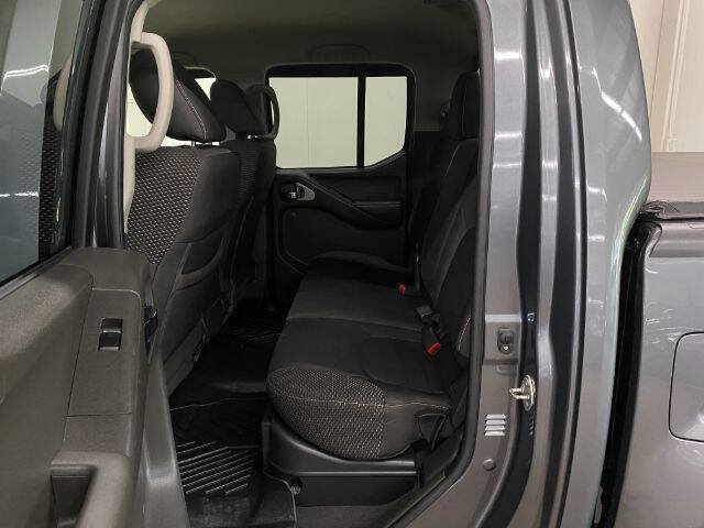 Used 2019 Nissan Frontier PRO-4X AWD/4WD image 12