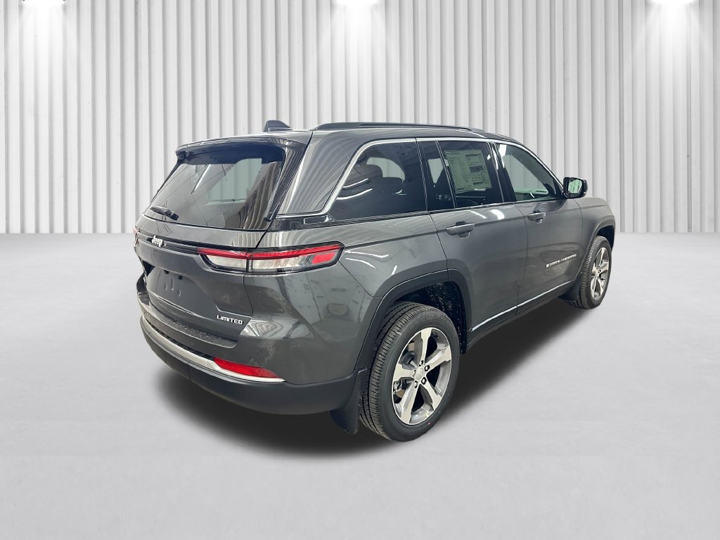 New 2026 Jeep Grand Cherokee Limited w/ MOPAR Finishing Package AWD/4WD image 5