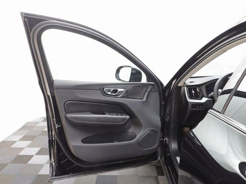 Used 2025 Volvo XC60 T8 Ultra w/ Protection Package Premier image 5