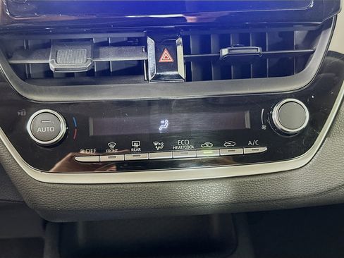 Used 2024 Toyota Corolla LE image 22