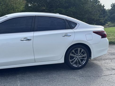 Used 2018 Nissan Altima 2.5 SR w/ SR Special Edition FWD image 8