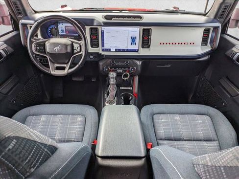 Used 2024 Ford Bronco Heritage Edition image 19