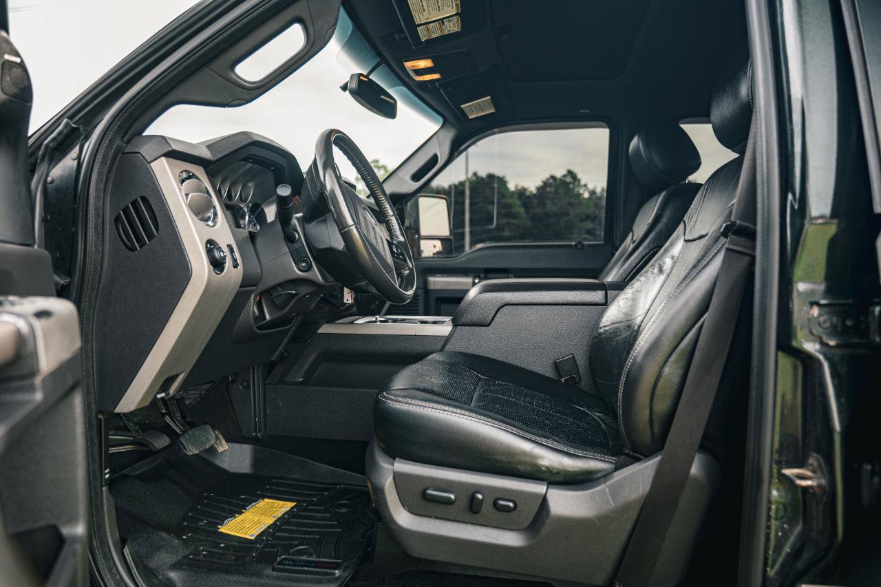 Used 2013 Ford F250 Lariat w/ Lariat Ultimate Pkg AWD/4WD image 17