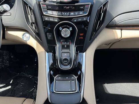 Used 2020 Acura RDX AWD w/ Advance Package image 16