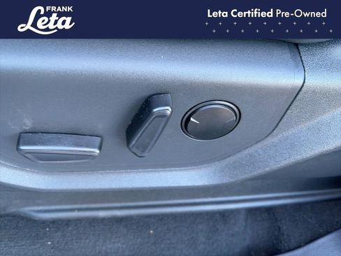 Used 2024 Ford Expedition XLT image 18