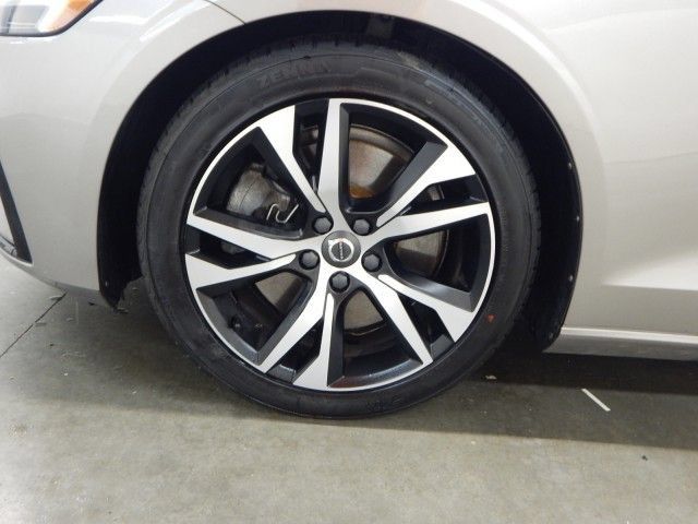 Used 2019 Volvo S60 T6 R-Design AWD/4WD image 10