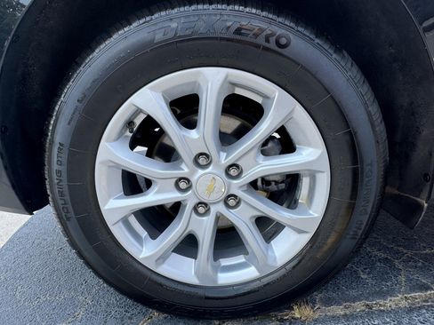 Used 2020 Chevrolet Equinox LT FWD image 19