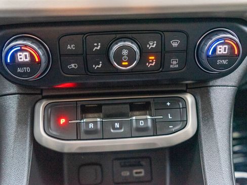 Used 2023 GMC Acadia Denali w/ Black Diamond Edition image 29