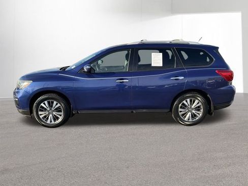 Used 2017 Nissan Pathfinder S image 5