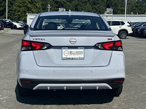 New 2025 Nissan Versa SR w/ Trunk Package image 23