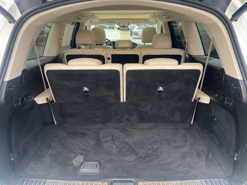 Used 2021 Mercedes-Benz GLS 450 4MATIC image 27