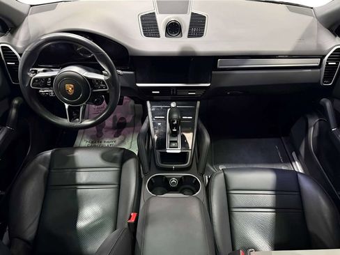 Used 2022 Porsche Cayenne Platinum Edition AWD/4WD image 40