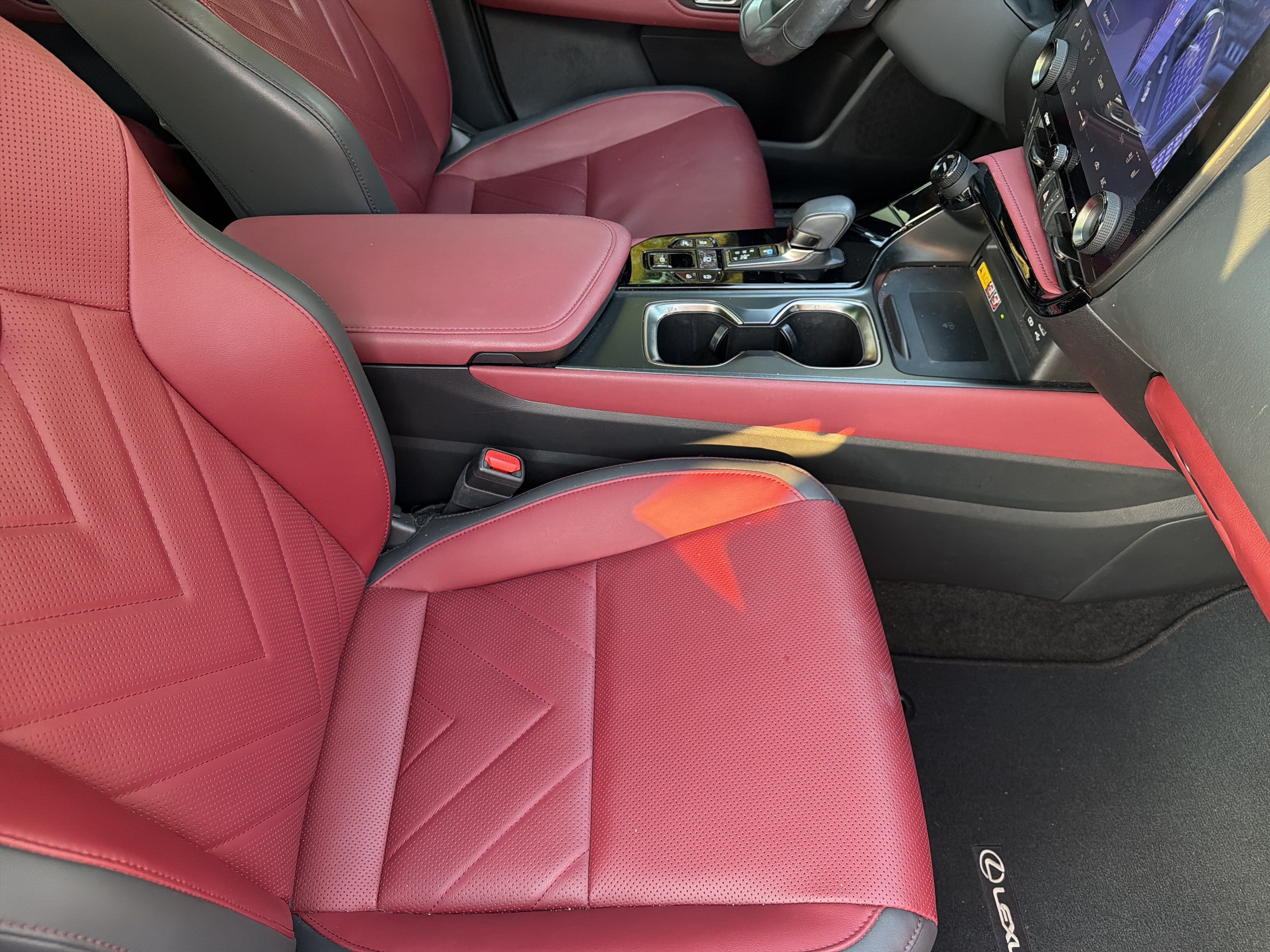 Used 2024 Lexus NX 350 AWD w/ Vision Package image 40