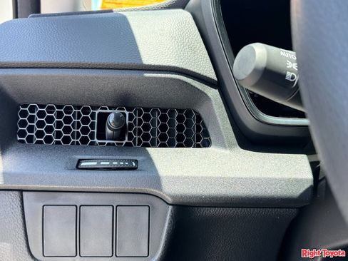 Used 2026 Honda CR-V EX image 32