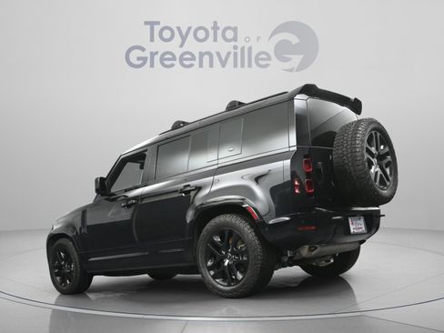 Used 2023 Land Rover Defender 110 X-Dynamic SE AWD/4WD image 10