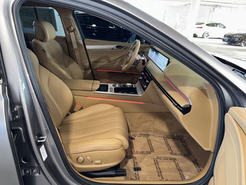 Used 2025 Genesis G80 2.5T Advanced image 10