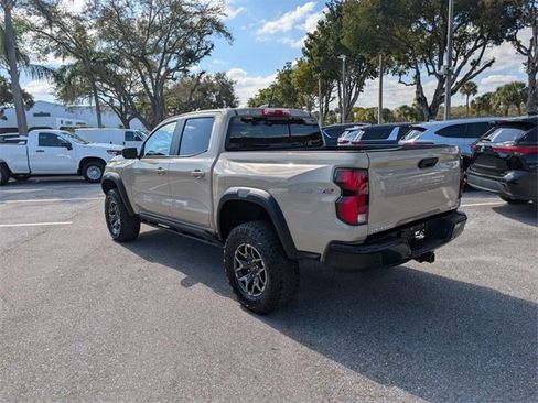 Certified 2024 Chevrolet Colorado ZR2 w/ ZR2 Convenience Package III image 5