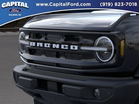New 2026 Ford Bronco Outer Banks AWD/4WD image 19