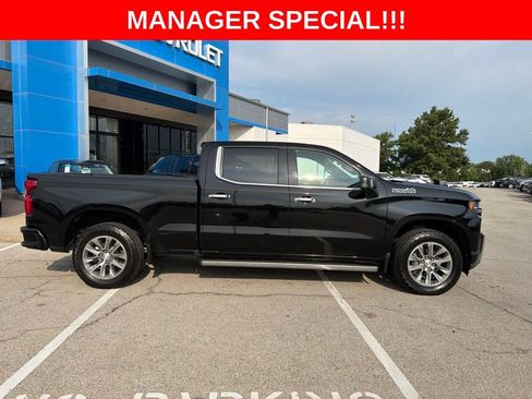 Used 2019 Chevrolet Silverado 1500 High Country w/ Max Trailering Package AWD/4WD image 4