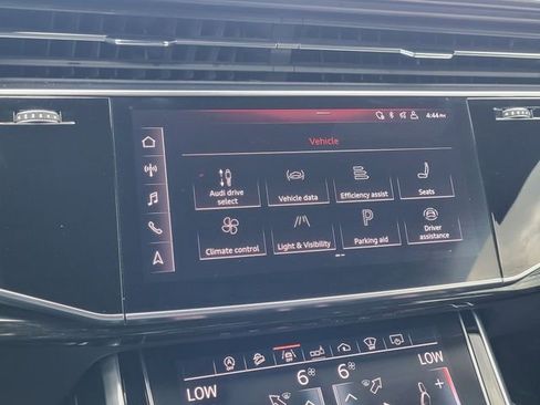 Used 2019 Audi Q8 Prestige AWD/4WD image 16