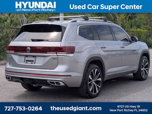 Used 2024 Volkswagen Atlas SEL Premium R-Line AWD/4WD image 5