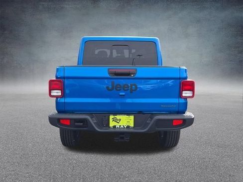New 2026 Jeep Gladiator Sport AWD/4WD image 17
