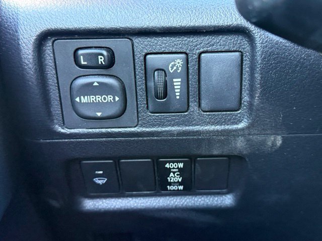 Used 2017 Toyota 4Runner TRD Off-Road Premium AWD/4WD image 22