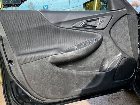 Used 2025 Chevrolet Malibu LT image 22